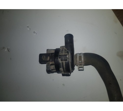 Помпа перед.