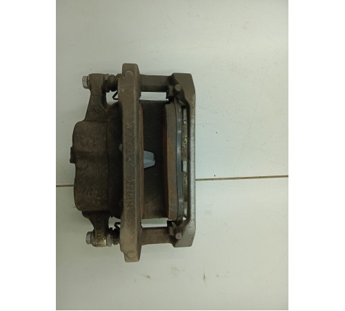 Суппорт передний правый