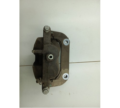 Суппорт передний правый