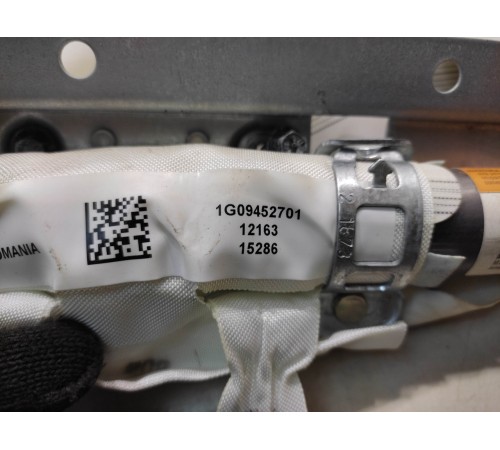 Подушка безопасности боковая (шторка) (левая)