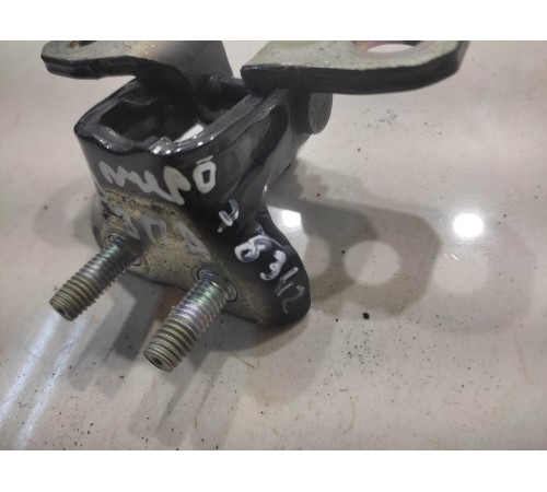 Петля двери (задняя, правая, верхняя)