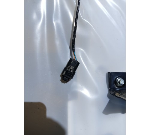 Дверь задняя левая в сборе