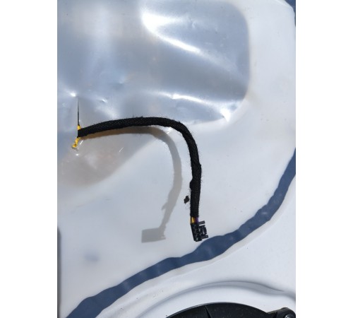 Дверь задняя левая в сборе