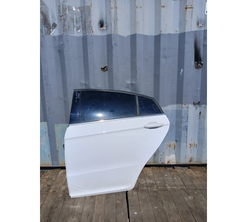 Дверь задняя левая в сборе