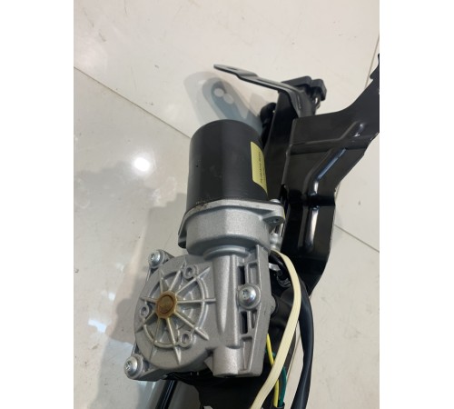 Механизм подъёма двери багажника