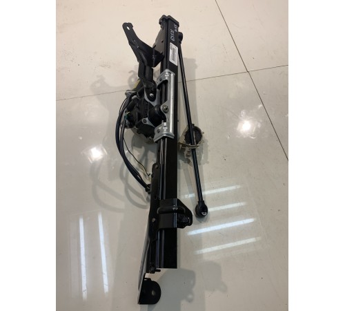 Механизм подъёма двери багажника