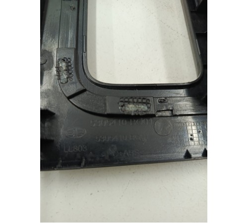 Накладка центральной консоли декоративная