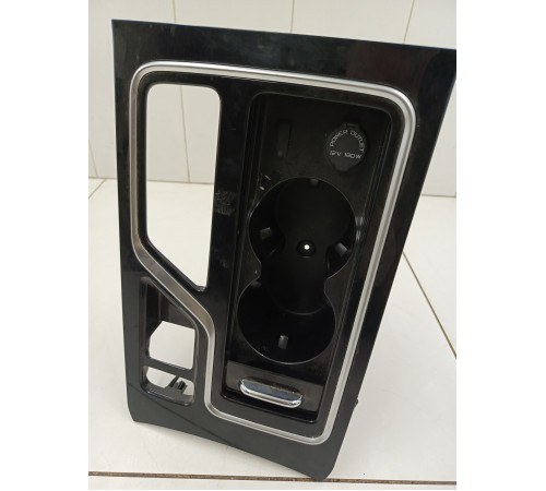 Накладка центральной консоли декоративная