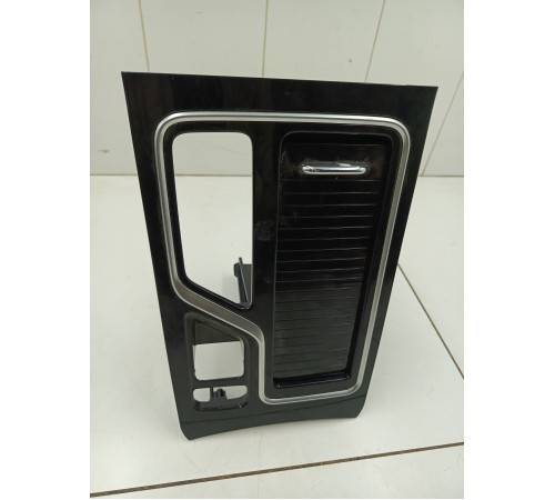 Накладка центральной консоли декоративная