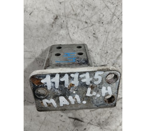 Петля двери левая нижняя