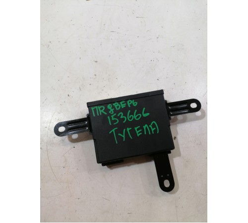 Блок управления двери передний правый