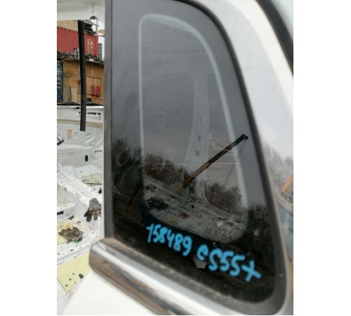 Глухое стекло кузова левое, форточка