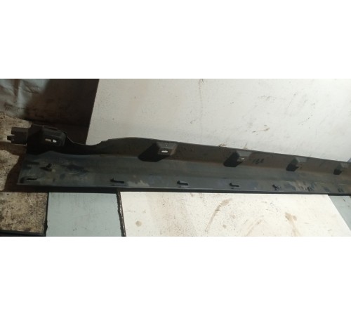 Накладка на порог левая