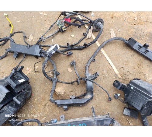 Проводка подкапотная с монтажным блоком