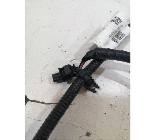 Проводка форсунок омывателя