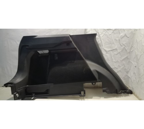 Обшивка багажника (задняя, левая)