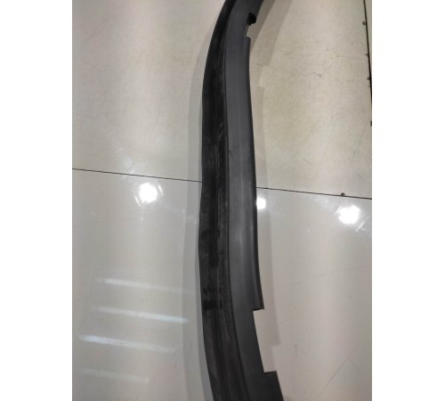 Уплотнитель капота(задний)