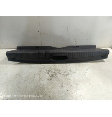 Накладка замка багажника