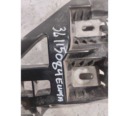 Кронштейн (крепление) заднего бампера левый