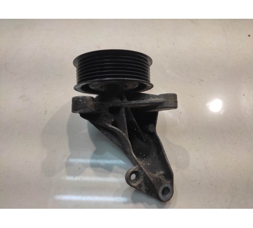 Кронштейн ролика-натяжителя