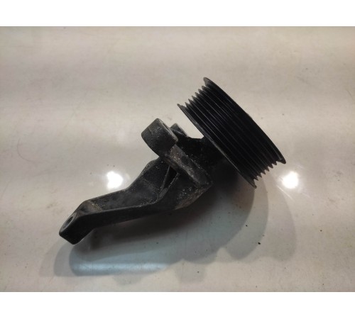 Кронштейн ролика-натяжителя