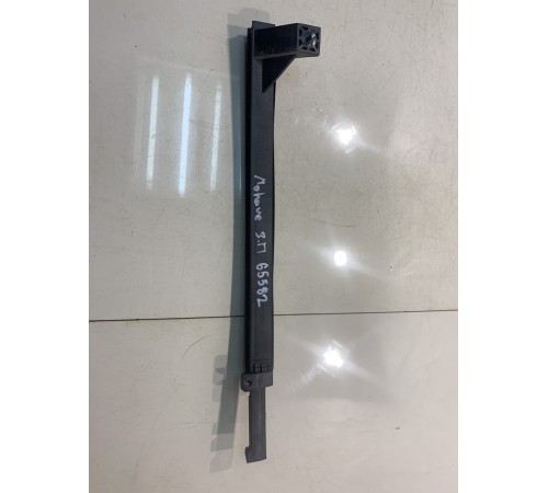 Кронштейн зеркала (задний, правый)