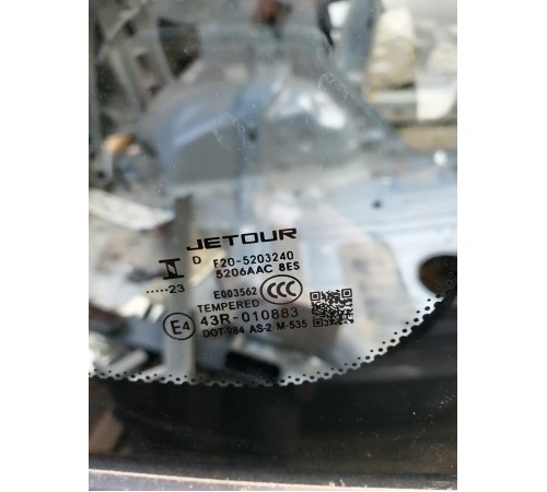 Стекло кузовное глухое заднее правое