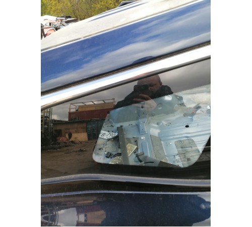 Стекло кузовное глухое заднее правое