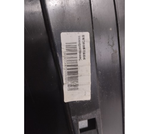 Спойлер крышки багажника