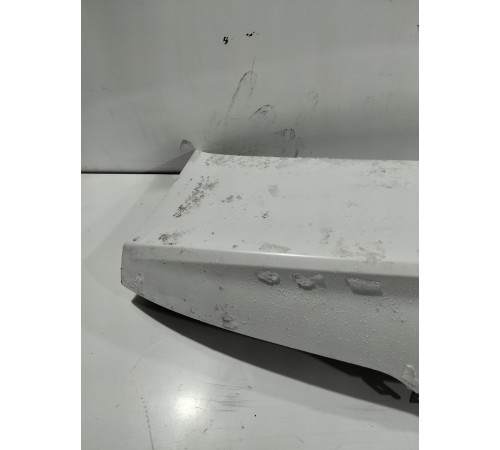 Спойлер крышки багажника