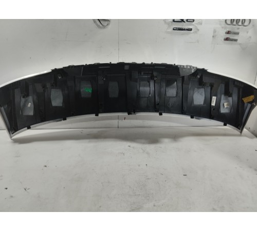 Спойлер крышки багажника