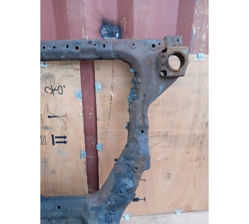 Балка (подрамник) передний