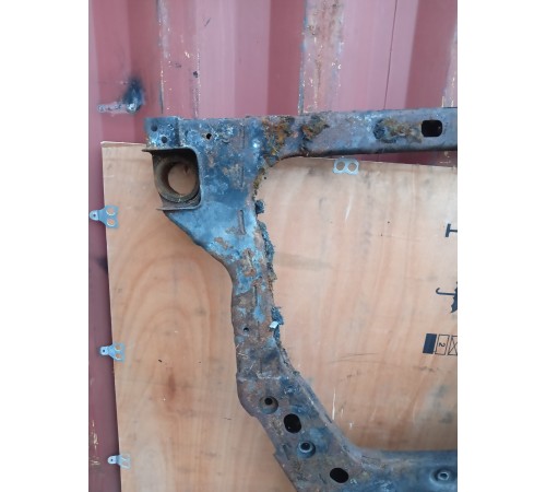 Балка (подрамник) передний