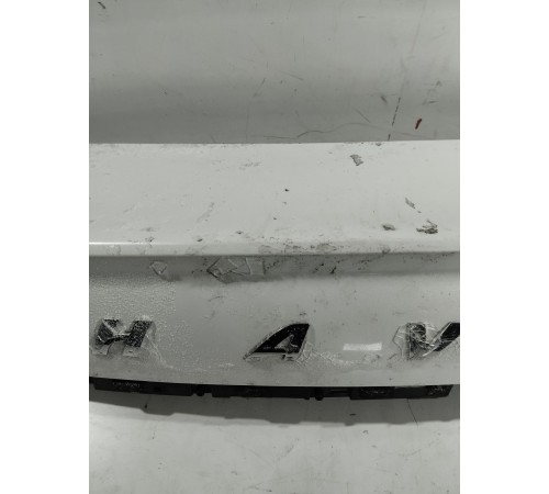 Спойлер крышки багажника