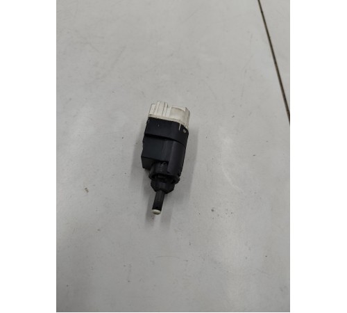 Включатель стоп сигнала