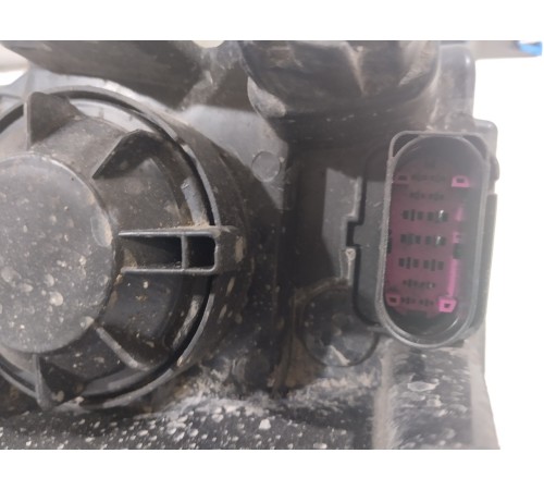 Фара передняя левая