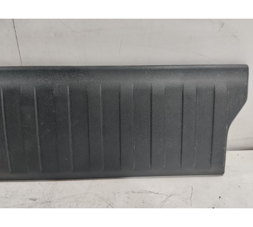 Накладка багажника