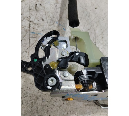 Замок двери задний правый