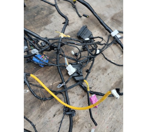 Электропроводка салона