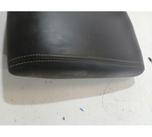 Подлокотник