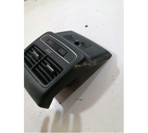 Дефлектор воздушный задний