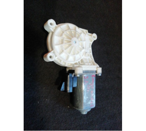 Моторчик стеклоподъемника задний левый