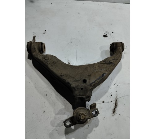 Рычаг подвески(передний левый)