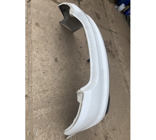 Задний бампер