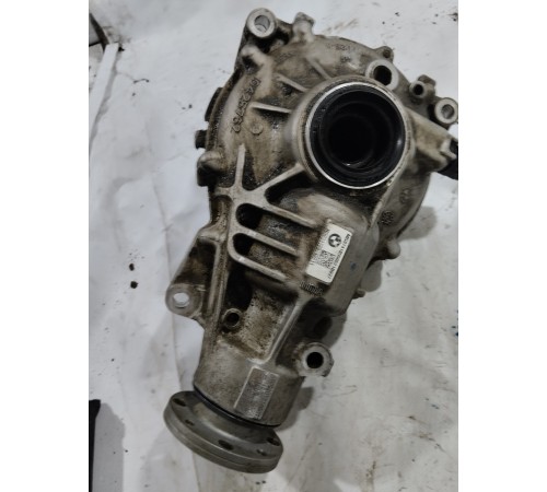 Редуктор передний