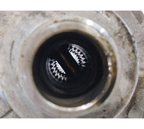 Редуктор передний