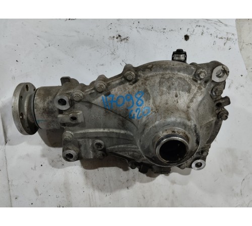 Редуктор передний