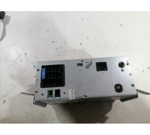 Магнитола мультимедийный центр