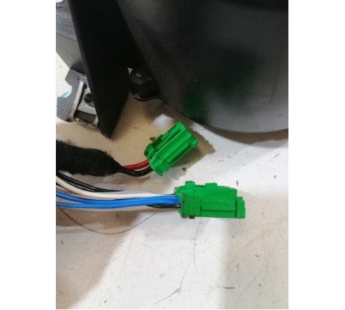 Замок двери сдвижной задний правый