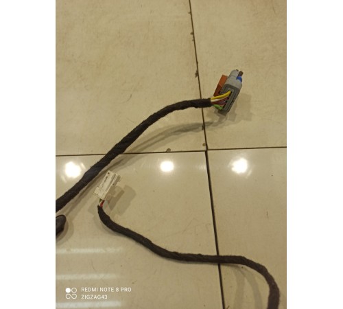 Электропроводка двери (задняя, правая)